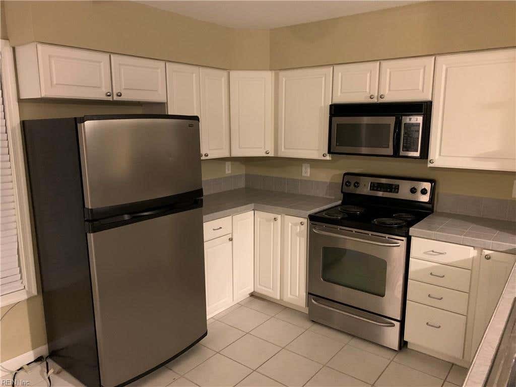 Photo of 8550 Tidewater Drive #G1, Norfolk, VA 23503 (MLS # 10648296)