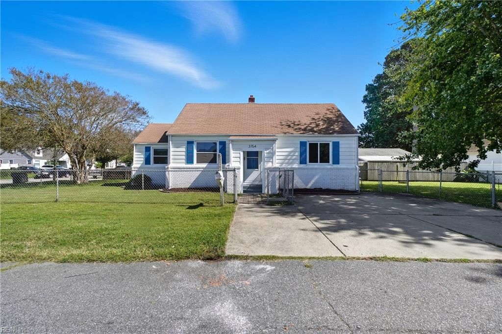 Photo of 3154 Locust Avenue, Norfolk, VA 23513 (MLS # 10604820)