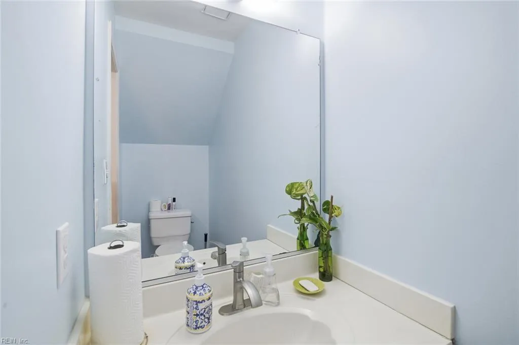 Hampton, Virginia 23666, United States, 3 Bedrooms Bedrooms, ,3 BathroomsBathrooms,Residential,Active,248179