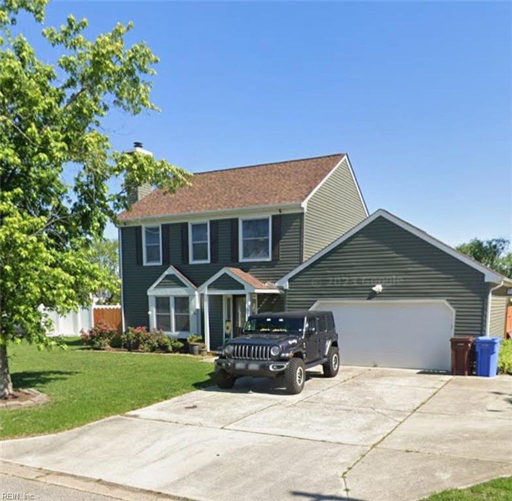 Photo of 633 Creekwood Drive, Chesapeake, VA 23323 (MLS # 10623973)