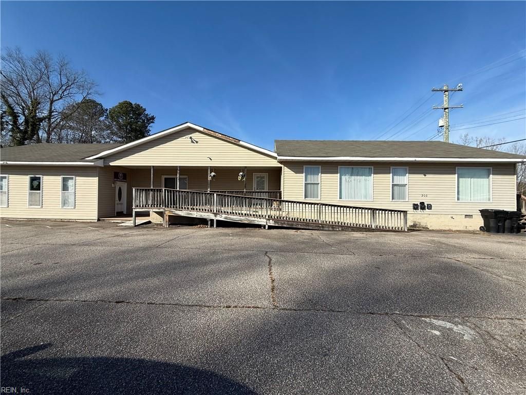 Photo of 200 W W Jackson St Unit 3 Street, Franklin, VA 23851 (MLS # 10619483)