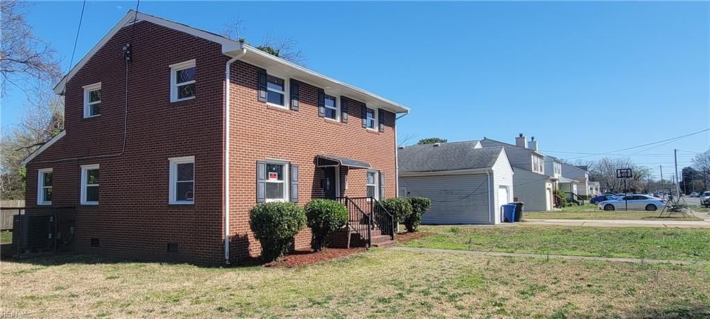Photo of 1832 Roanoke Avenue, Newport News, VA 23607 (MLS # 10616804)