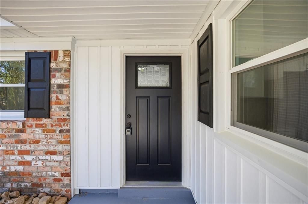 Photo of 4906 Gulfstream Circle, Virginia Beach, VA 23464 (MLS # 10627298)