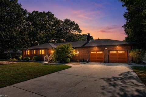 Photo of 1637 Wakefield Drive, Virginia Beach, VA 23455 (MLS # 10656938)