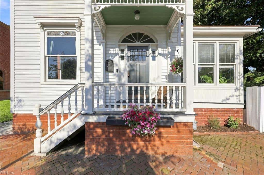 Photo of 361 Court Street, Portsmouth, VA 23704 (MLS # 10647204)