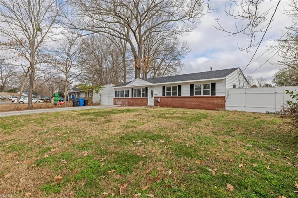 Photo of 332 Dauphin Lane, Virginia Beach, VA 23452 (MLS # 10616222)