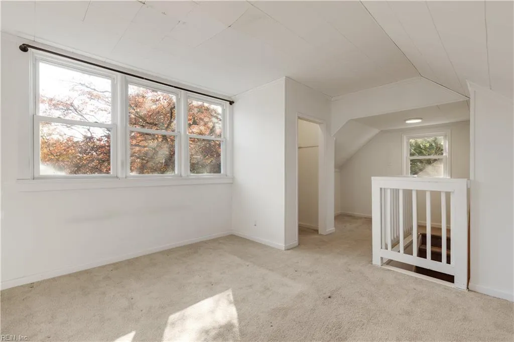 Portsmouth, Virginia 23707, United States, 3 Bedrooms Bedrooms, ,1 BathroomBathrooms,Residential,Pending,33413