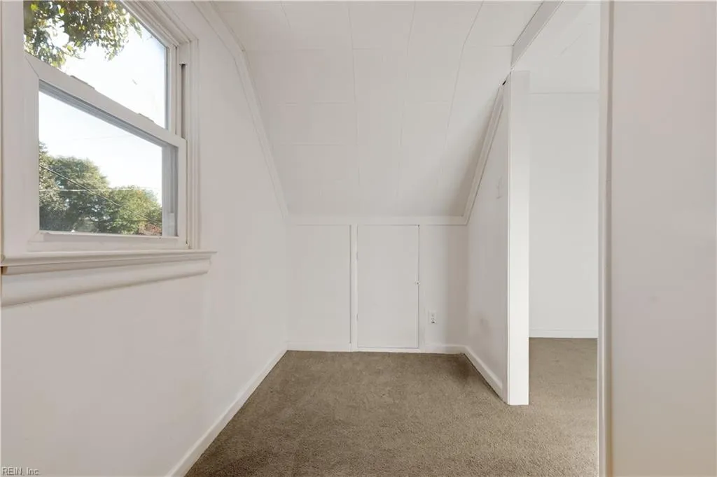 Portsmouth, Virginia 23707, United States, 3 Bedrooms Bedrooms, ,1 BathroomBathrooms,Residential,Pending,33413