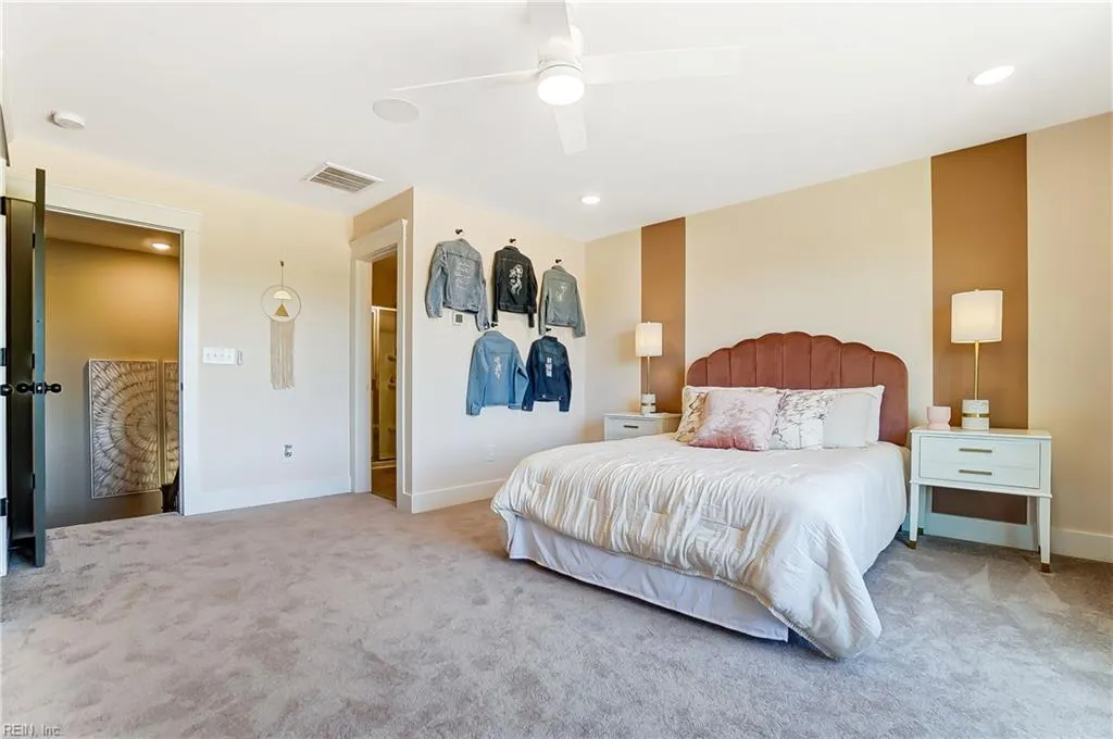 Windsor, Virginia 23487, United States, 5 Bedrooms Bedrooms, ,3 BathroomsBathrooms,Residential,Active,240769