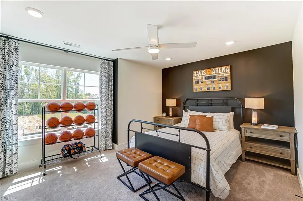 Windsor, Virginia 23487, United States, 5 Bedrooms Bedrooms, ,3 BathroomsBathrooms,Residential,Active,240769