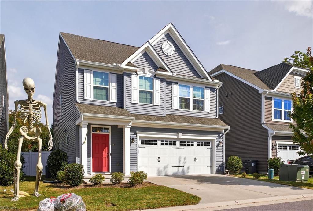 Photo of 5512 Loneleaf Way, Virginia Beach, VA 23462 (MLS # 10607769)