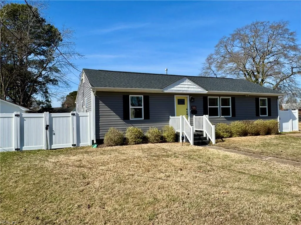 Portsmouth, Virginia 23701, United States, 3 Bedrooms Bedrooms, ,3 BathroomsBathrooms,Residential,Pending,77841