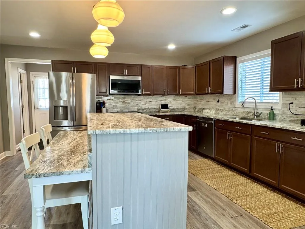 Portsmouth, Virginia 23701, United States, 3 Bedrooms Bedrooms, ,3 BathroomsBathrooms,Residential,Pending,77841