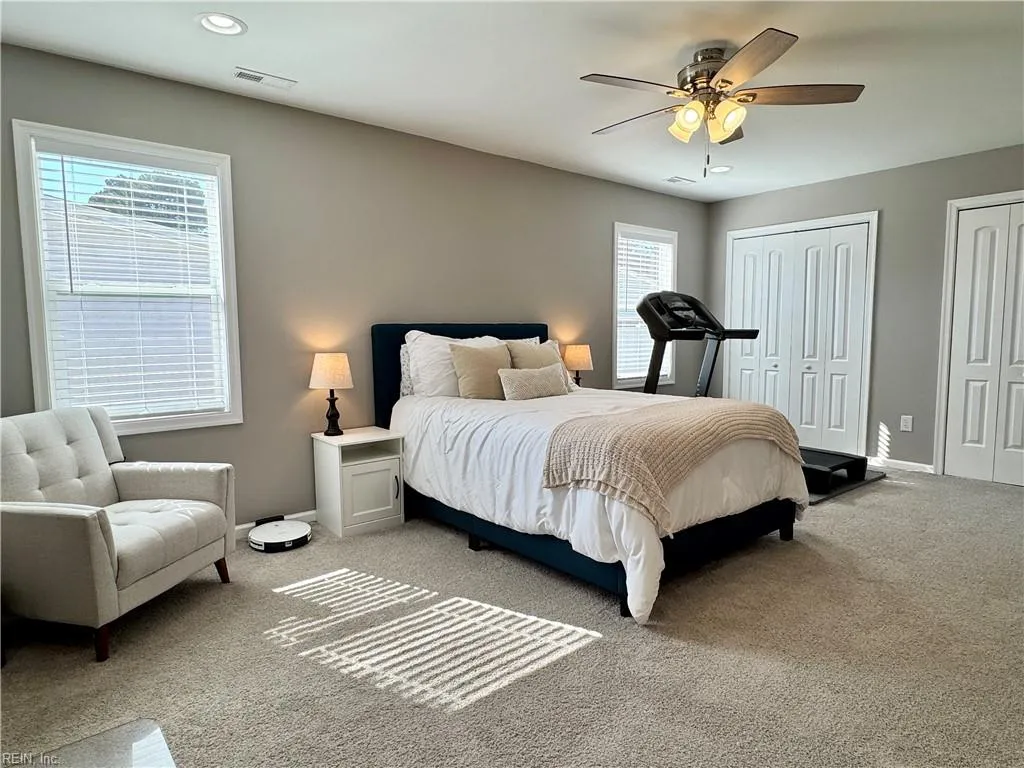 Portsmouth, Virginia 23701, United States, 3 Bedrooms Bedrooms, ,3 BathroomsBathrooms,Residential,Pending,77841