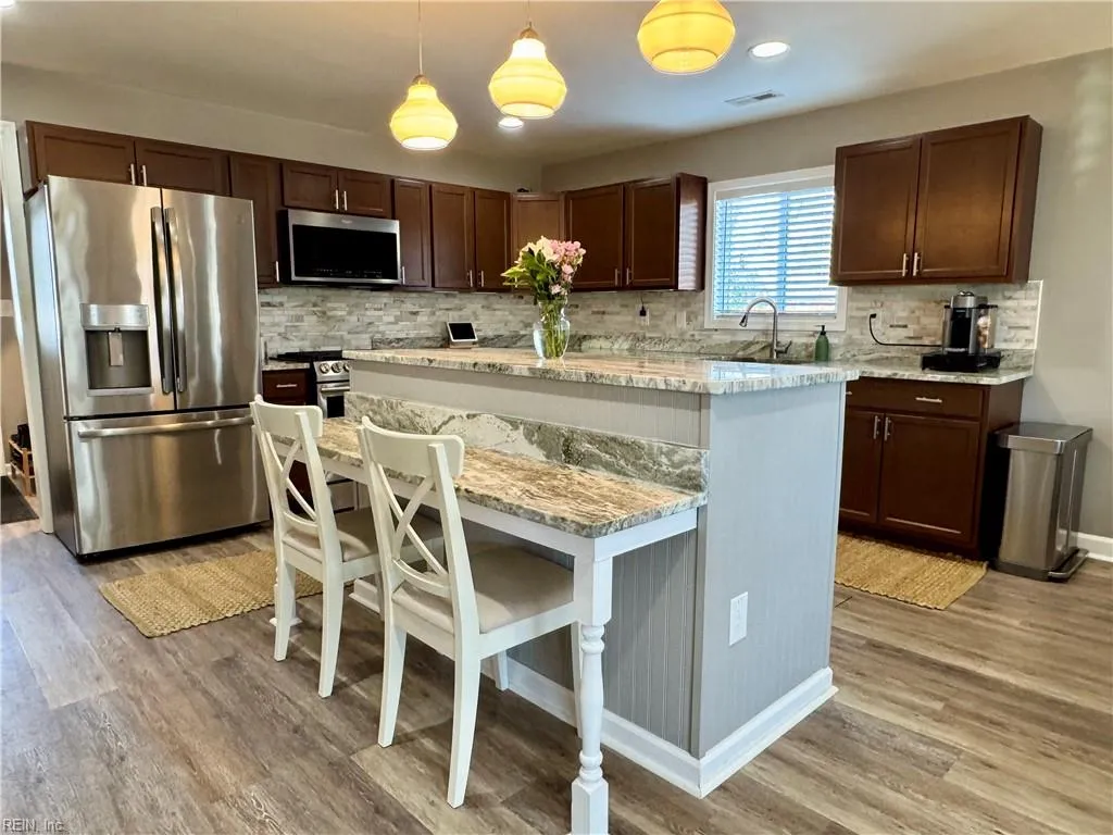 Portsmouth, Virginia 23701, United States, 3 Bedrooms Bedrooms, ,3 BathroomsBathrooms,Residential,Pending,77841