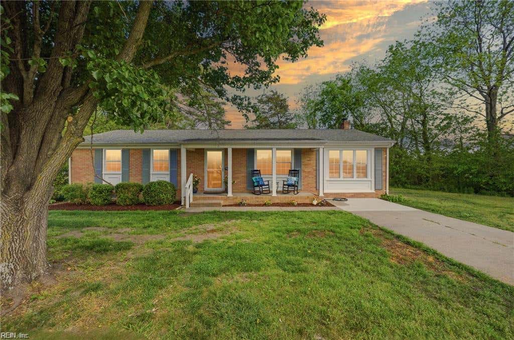 Photo of 8157 Glass Road, Hayes, VA 23072 (MLS # 10650958)
