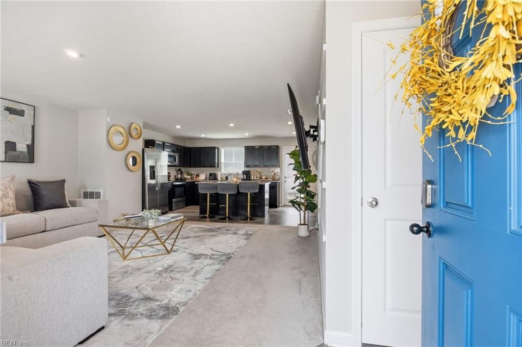 Photo of 319 Forecastle Street, Portsmouth, VA 23701 (MLS # 10635973)