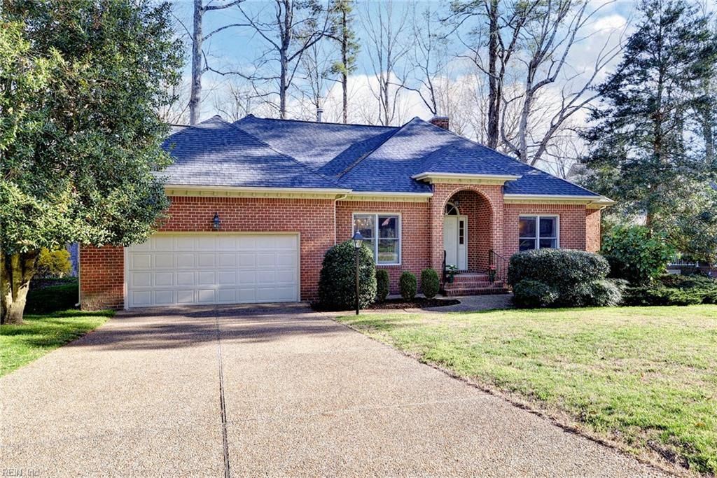 Photo of 612 Beechwood Drive, Williamsburg, VA 23185 (MLS # 10625444)