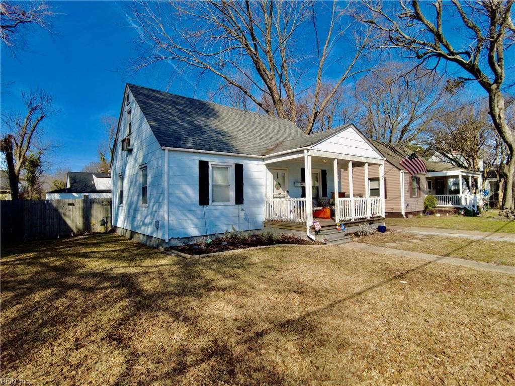 Photo of 3306 Brighton Street, Portsmouth, VA 23705 (MLS # 10623615)