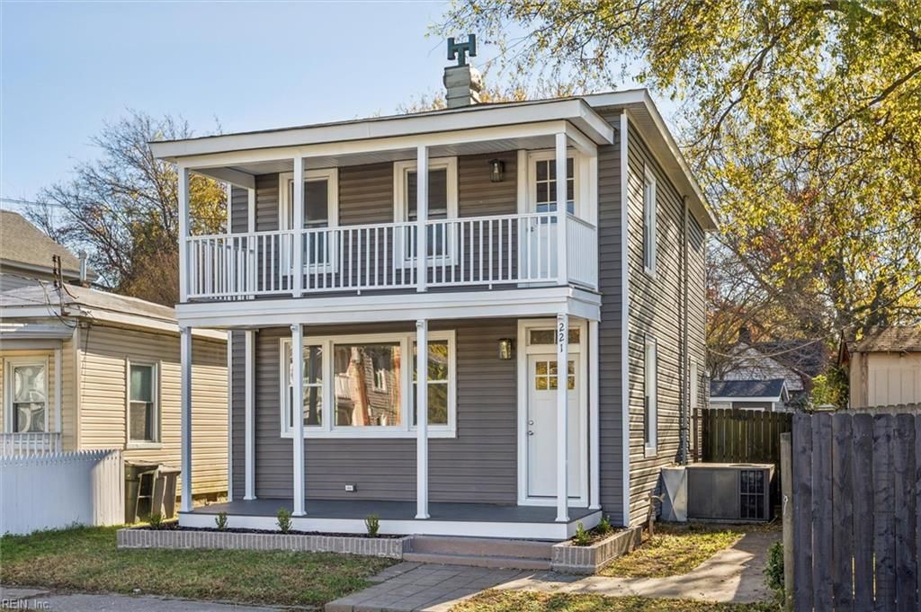 Photo of 221 S Hope Street, Hampton, VA 23663 (MLS # 10611819)