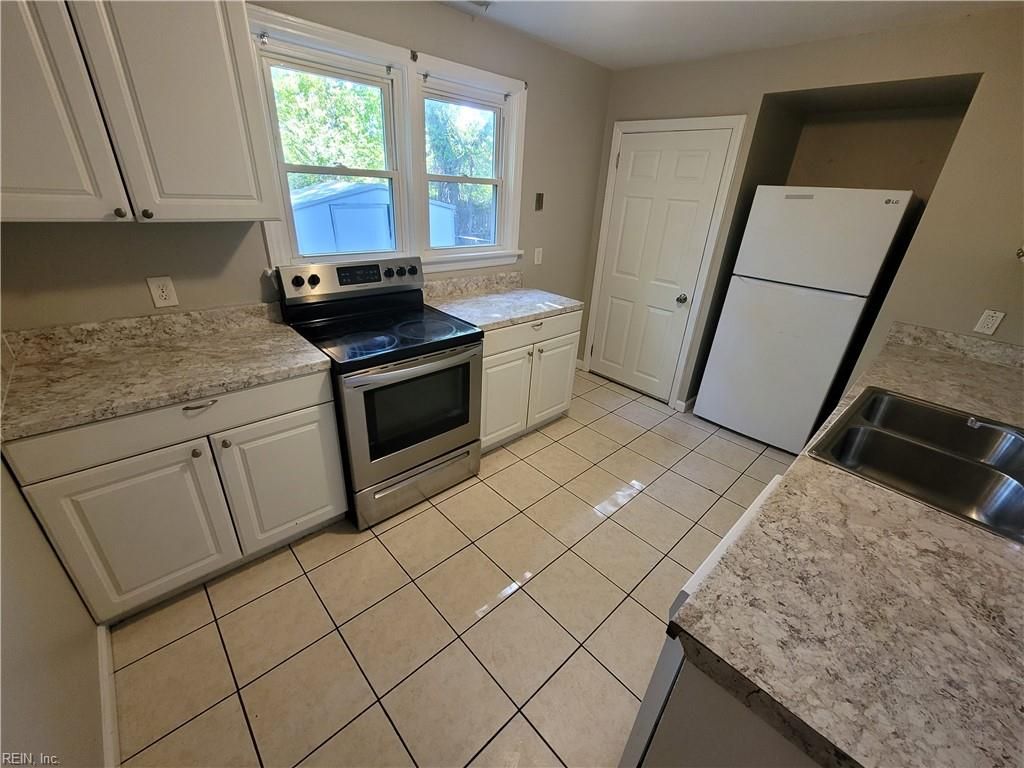 Photo of 1551 Spruce Street #B, Norfolk, VA 23502 (MLS # 10617584)