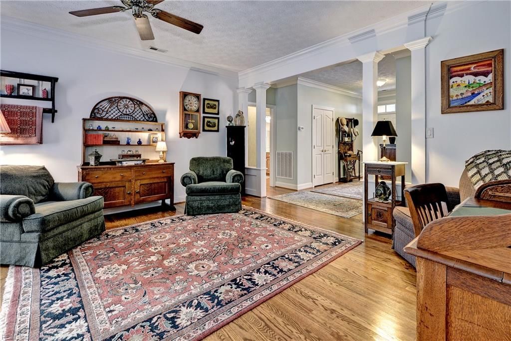Photo of 108 Cartgate, Williamsburg, VA 23188 (MLS # 10639331)