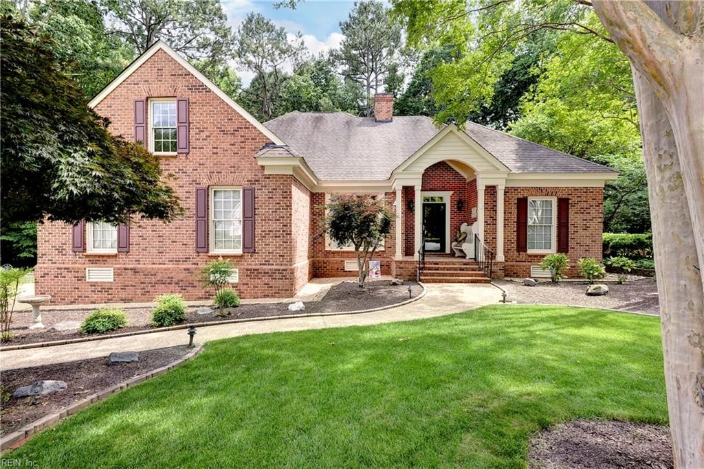 Photo of 108 Cartgate, Williamsburg, VA 23188 (MLS # 10639331)