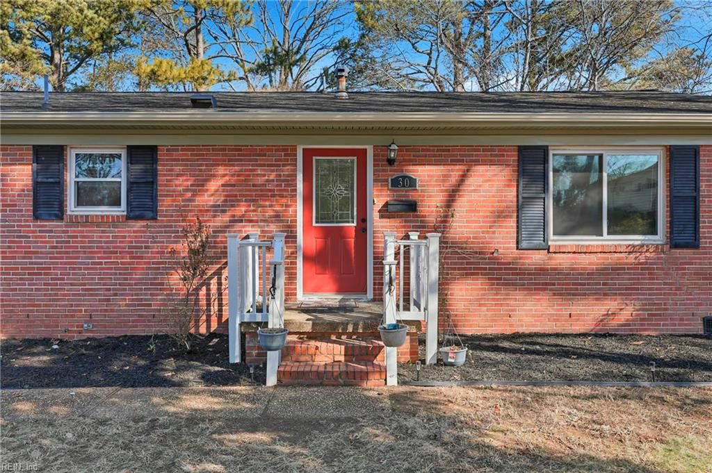 Photo of 30 Meadowbrook Drive, Hampton, VA 23666 (MLS # 10620254)