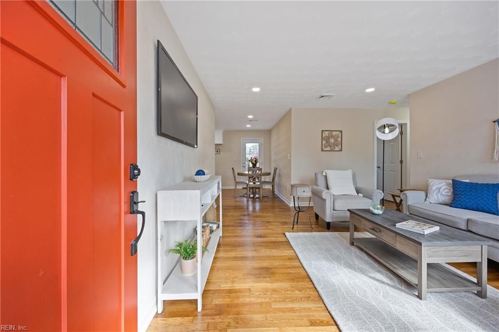 Photo of 1212 Oak Park Avenue, Norfolk, VA 23503 (MLS # 10612150)