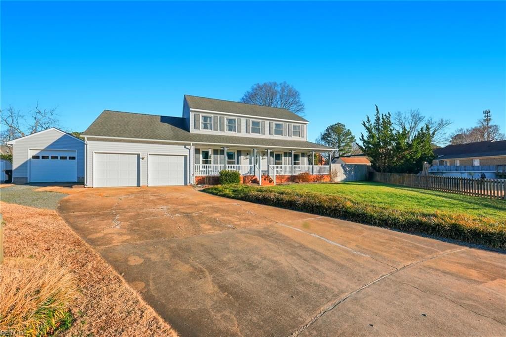 Photo of 905 Berkely Court, Chesapeake, VA 23322 (MLS # 10618359)