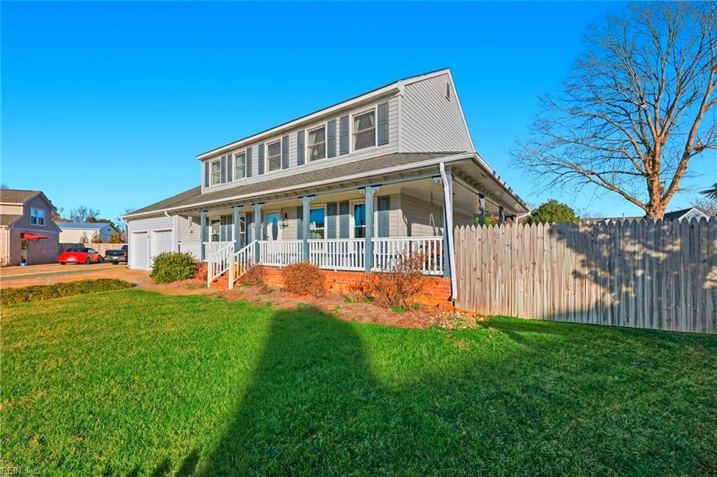 Photo of 905 Berkely Court, Chesapeake, VA 23322 (MLS # 10618359)