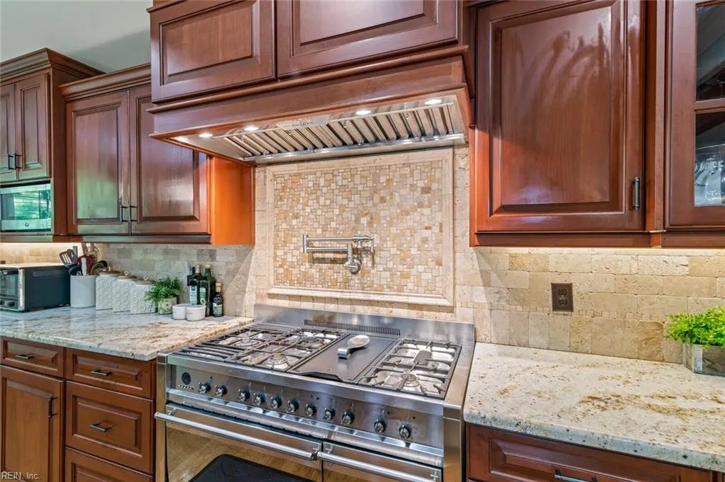 Carrollton, Virginia 23314, United States, 5 Bedrooms Bedrooms, ,4 BathroomsBathrooms,Residential,Active,133622