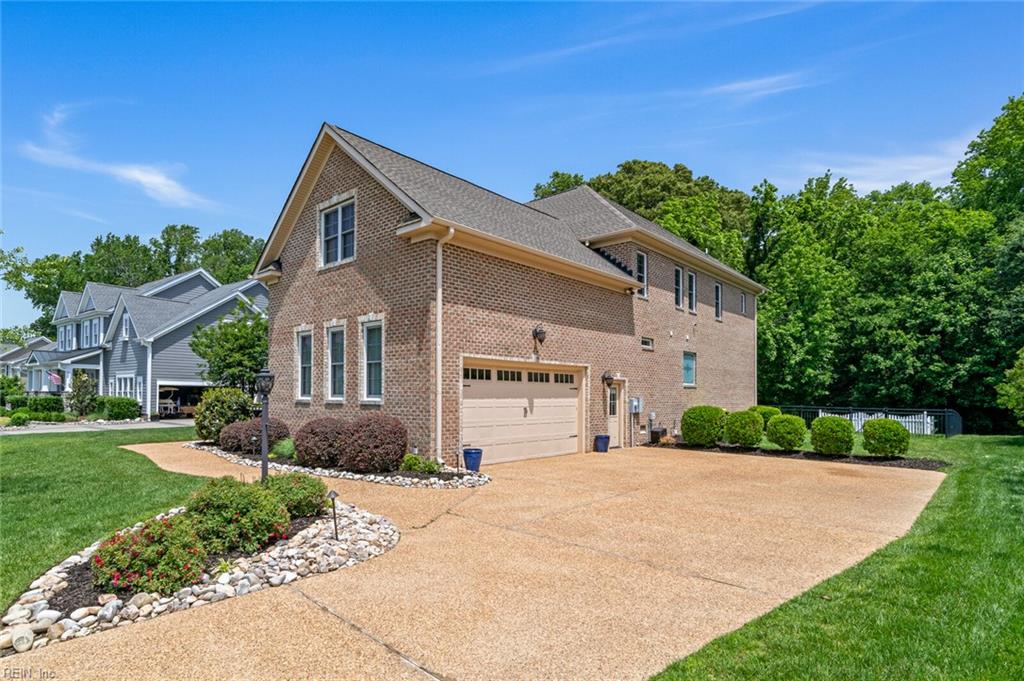 93 Richmond WAY