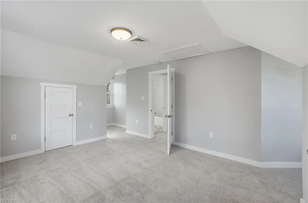 Surry, Virginia 23883, United States, 3 Bedrooms Bedrooms, ,3 BathroomsBathrooms,Residential,Active,240376