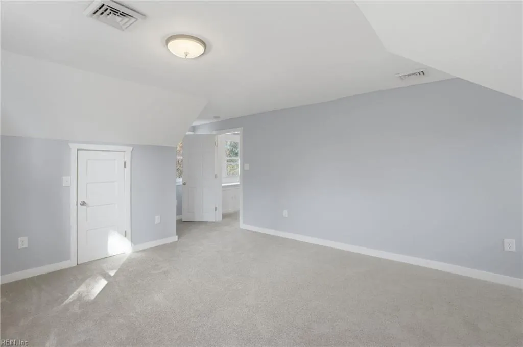 Surry, Virginia 23883, United States, 3 Bedrooms Bedrooms, ,3 BathroomsBathrooms,Residential,Active,240376