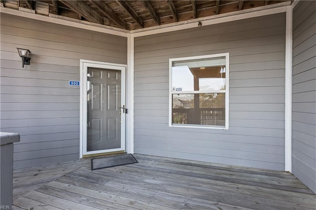 Photo of 1044 Porte Harbour Arch #202, Hampton, VA 23664 (MLS # 10620199)