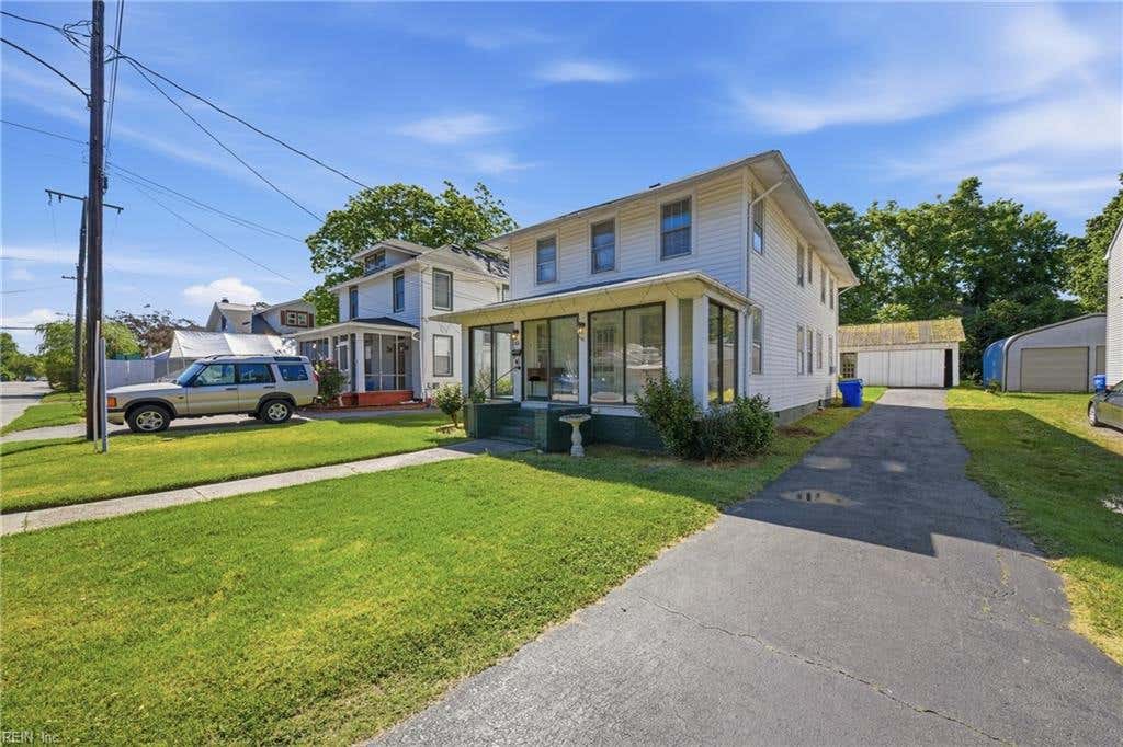 Photo of 101 Highland Avenue, Suffolk, VA 23434 (MLS # 10634188)