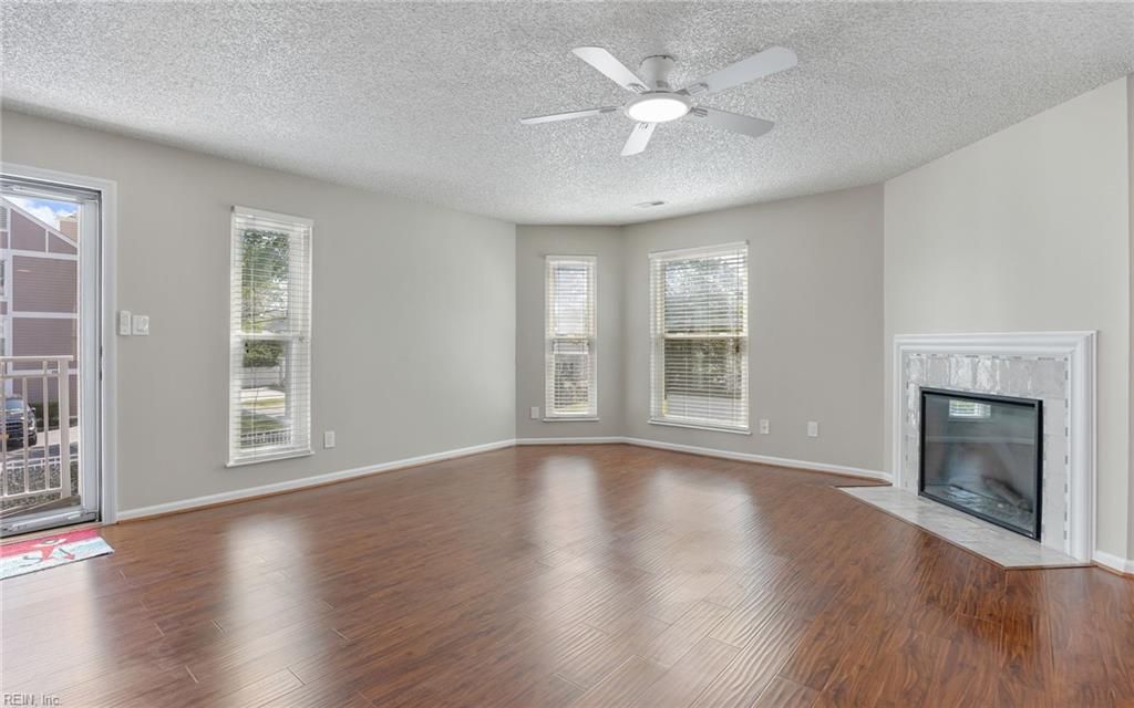 Photo of 514 24th Street #205, Virginia Beach, VA 23451 (MLS # 10630608)