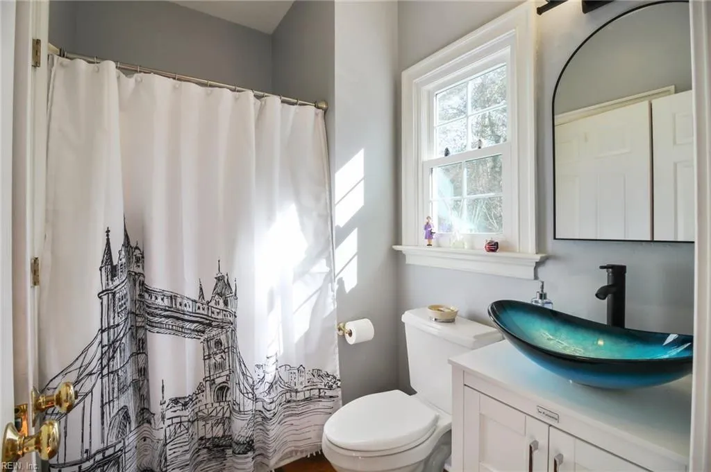 Smithfield, Virginia 23430, United States, 4 Bedrooms Bedrooms, ,3 BathroomsBathrooms,Residential,Active,12273