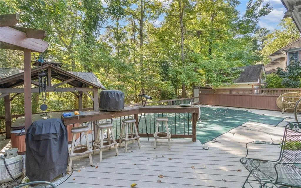 Smithfield, Virginia 23430, United States, 4 Bedrooms Bedrooms, ,3 BathroomsBathrooms,Residential,Active,12273