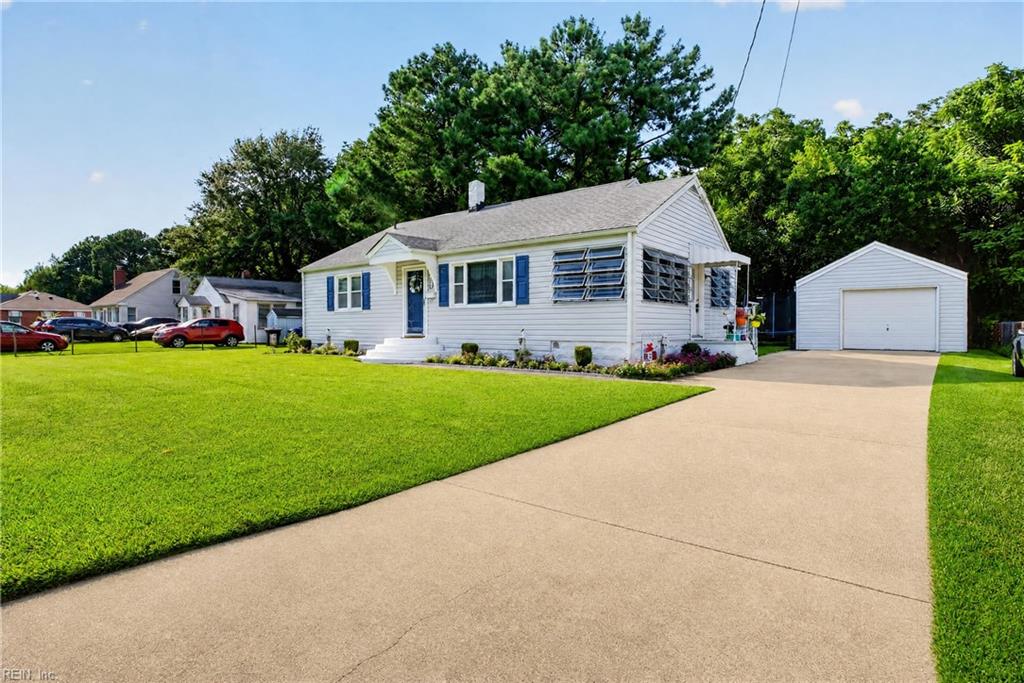 Photo of 308 Hanbury Avenue, Portsmouth, VA 23702 (MLS # 10647194)