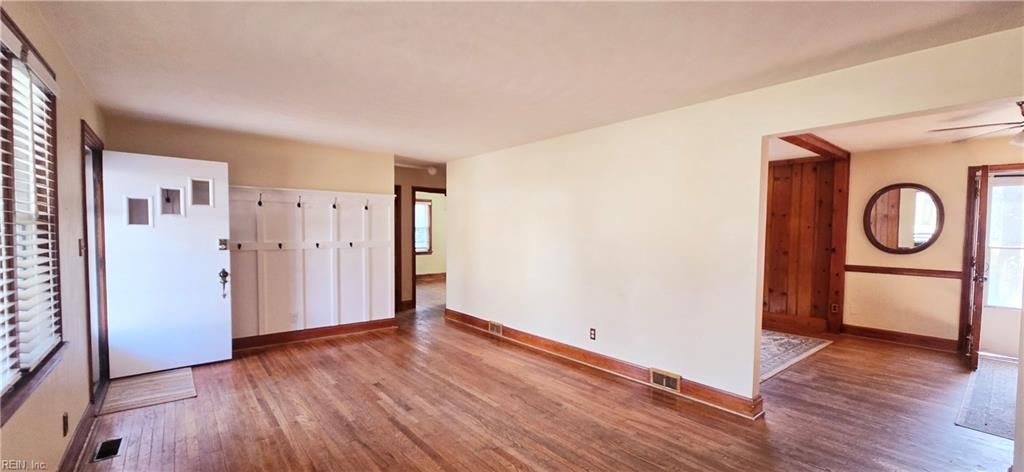 Photo of 104 Cypress Road, Portsmouth, VA 23701 (MLS # 10623205)