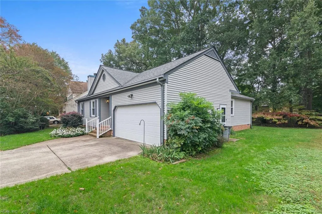 Hampton, Virginia 23666, United States, 3 Bedrooms Bedrooms, ,2 BathroomsBathrooms,Residential,Active,229889