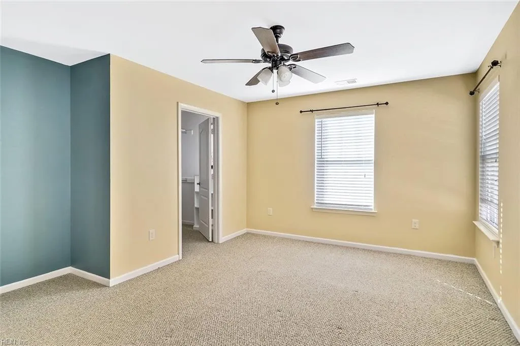 Chesapeake, Virginia 23320, United States, 2 Bedrooms Bedrooms, ,3 BathroomsBathrooms,Residential,Pending,12316