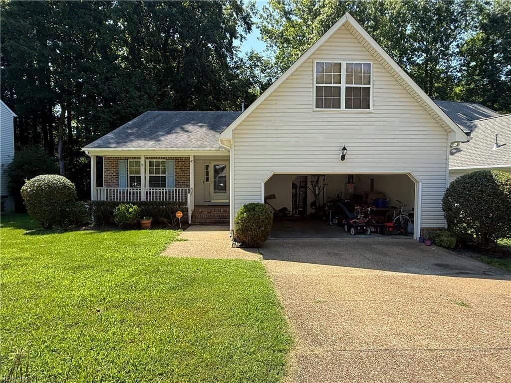 Photo of 110 View Pointe Drive, Newport News, VA 23603 (MLS # 10604753)