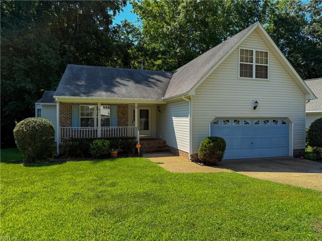 Photo of 110 View Pointe Drive, Newport News, VA 23603 (MLS # 10604753)