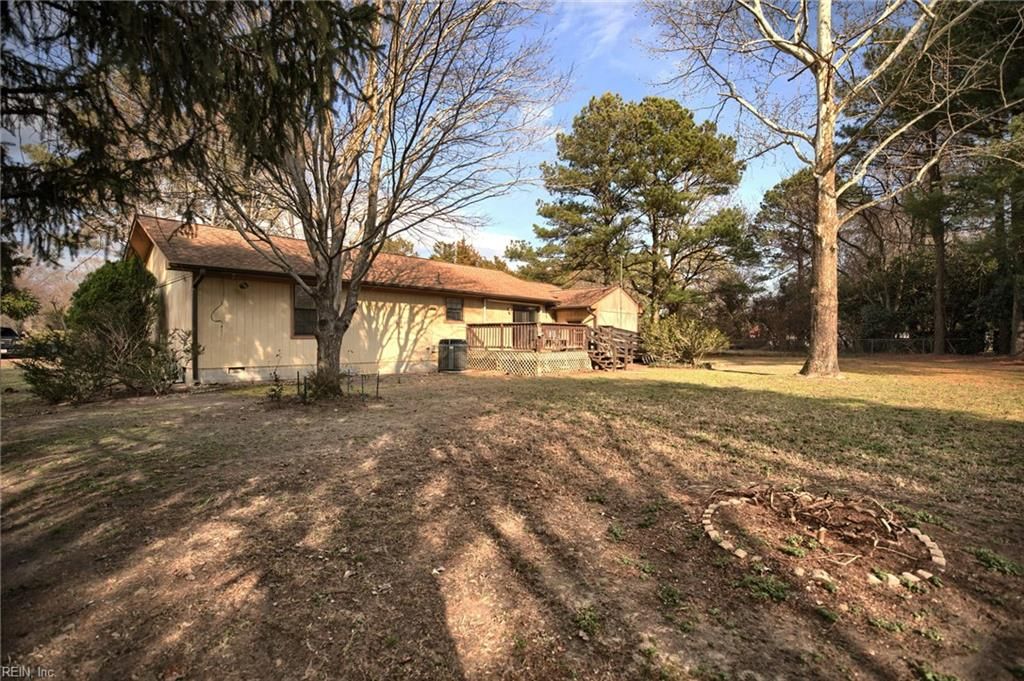 Photo of 2038 Kathleen Place, Hayes, VA 23072 (MLS # 10624773)