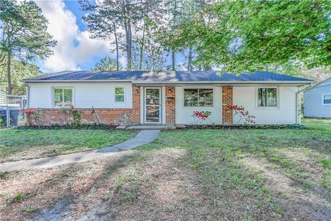 446 Turf DR Virginia Beach VA 23452