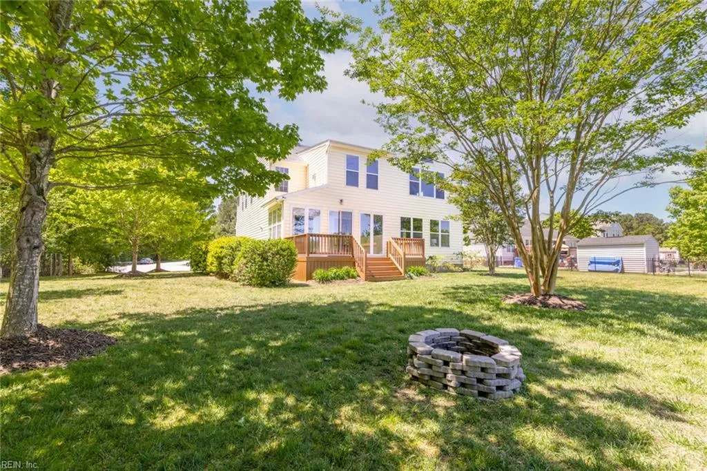 Chesapeake, Virginia 23323, United States, 4 Bedrooms Bedrooms, ,4 BathroomsBathrooms,Residential,Pending,120864