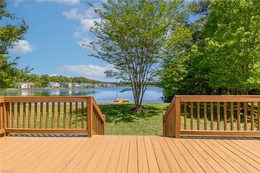 Chesapeake, Virginia 23323, United States, 4 Bedrooms Bedrooms, ,4 BathroomsBathrooms,Residential,Pending,120864